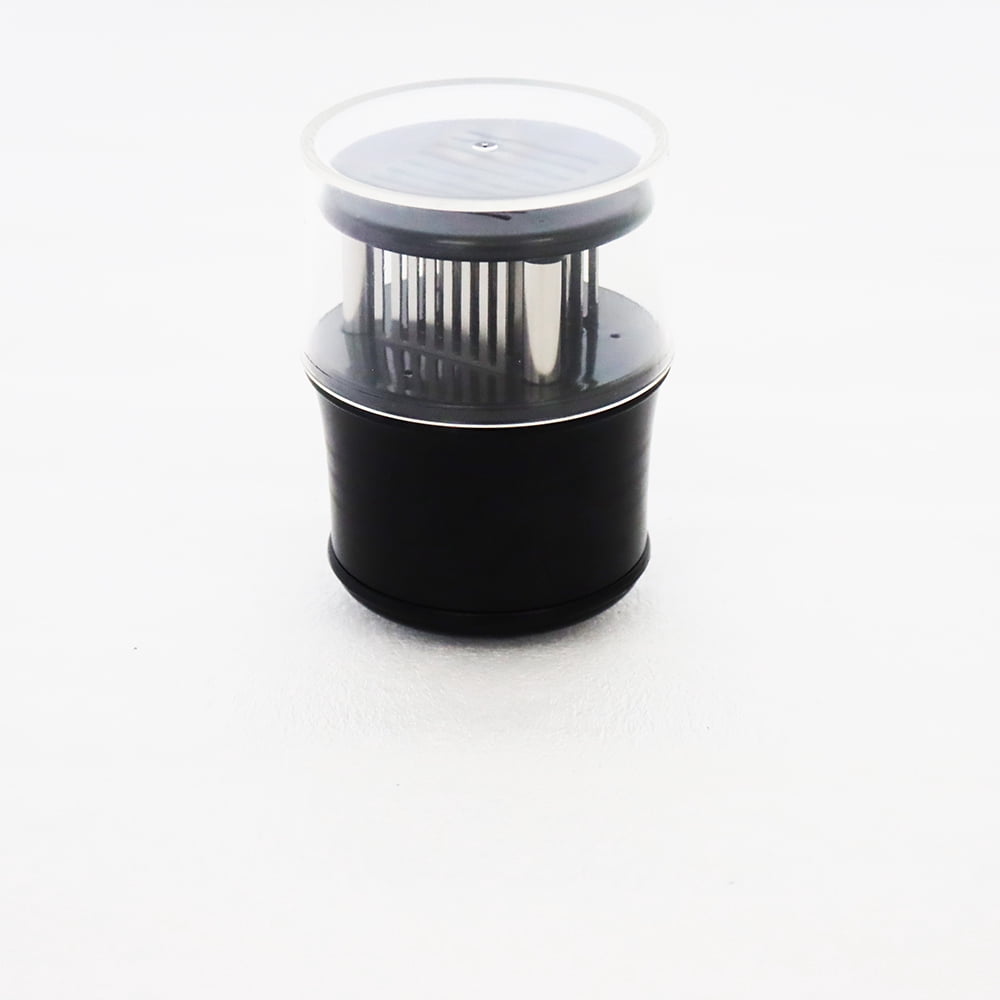 56-Needle Meat Tenderizer with Stainless Steel Blades and Safety Cover, Handheld Press - Image 4