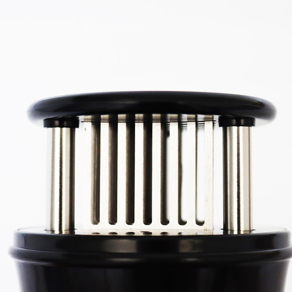 56-Needle Meat Tenderizer with Stainless Steel Blades and Safety Cover, Handheld Press - Image 6