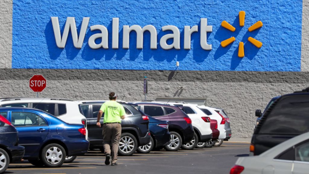 Walmart, Vodafone, Getty Images, dan lainnya